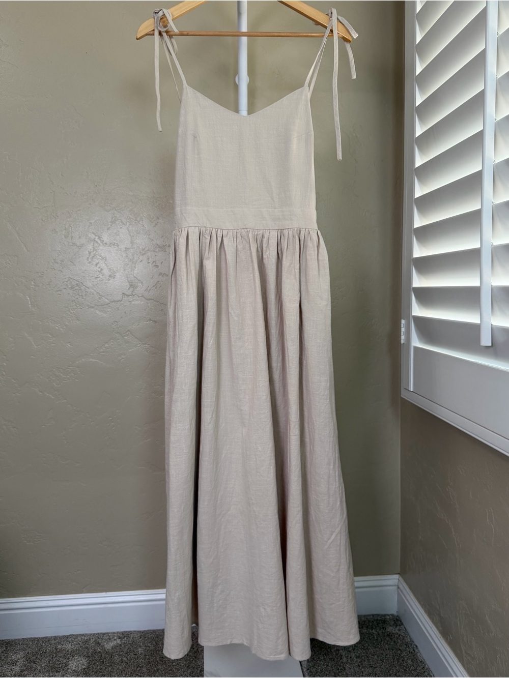 Commense Oatmeal Beige Tie-Shoulder Backless 100% Cotton Maxi Dress Small NWT - Picture 3 of 11